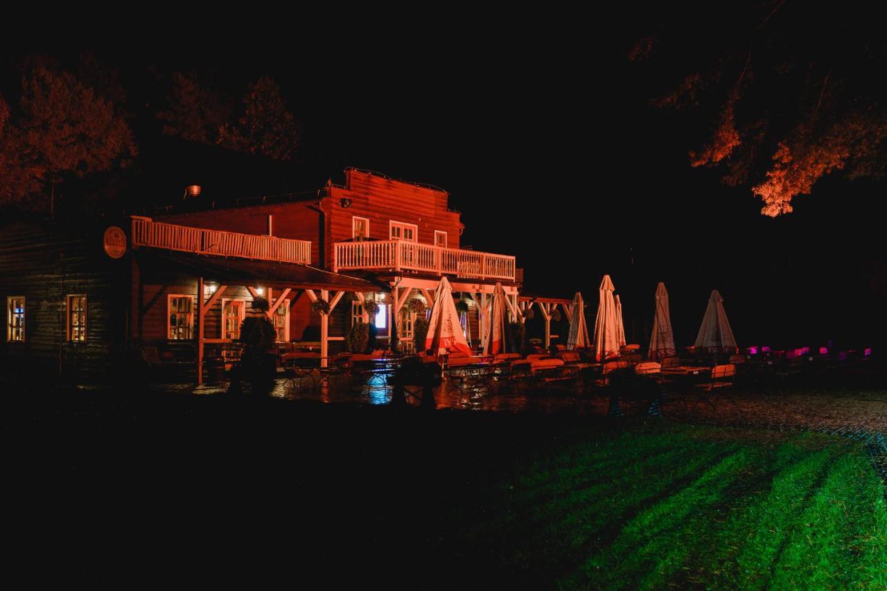 Promenada Zegrze Hotel Białobrzegi Buitenkant foto
