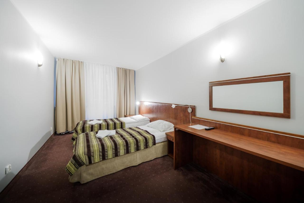 Promenada Zegrze Hotel Białobrzegi Buitenkant foto
