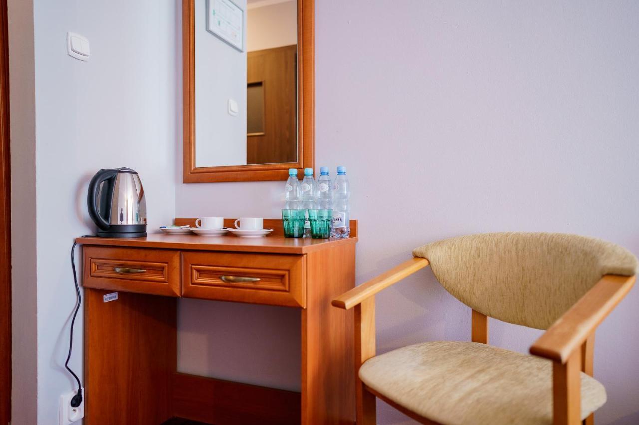 Promenada Zegrze Hotel Białobrzegi Buitenkant foto