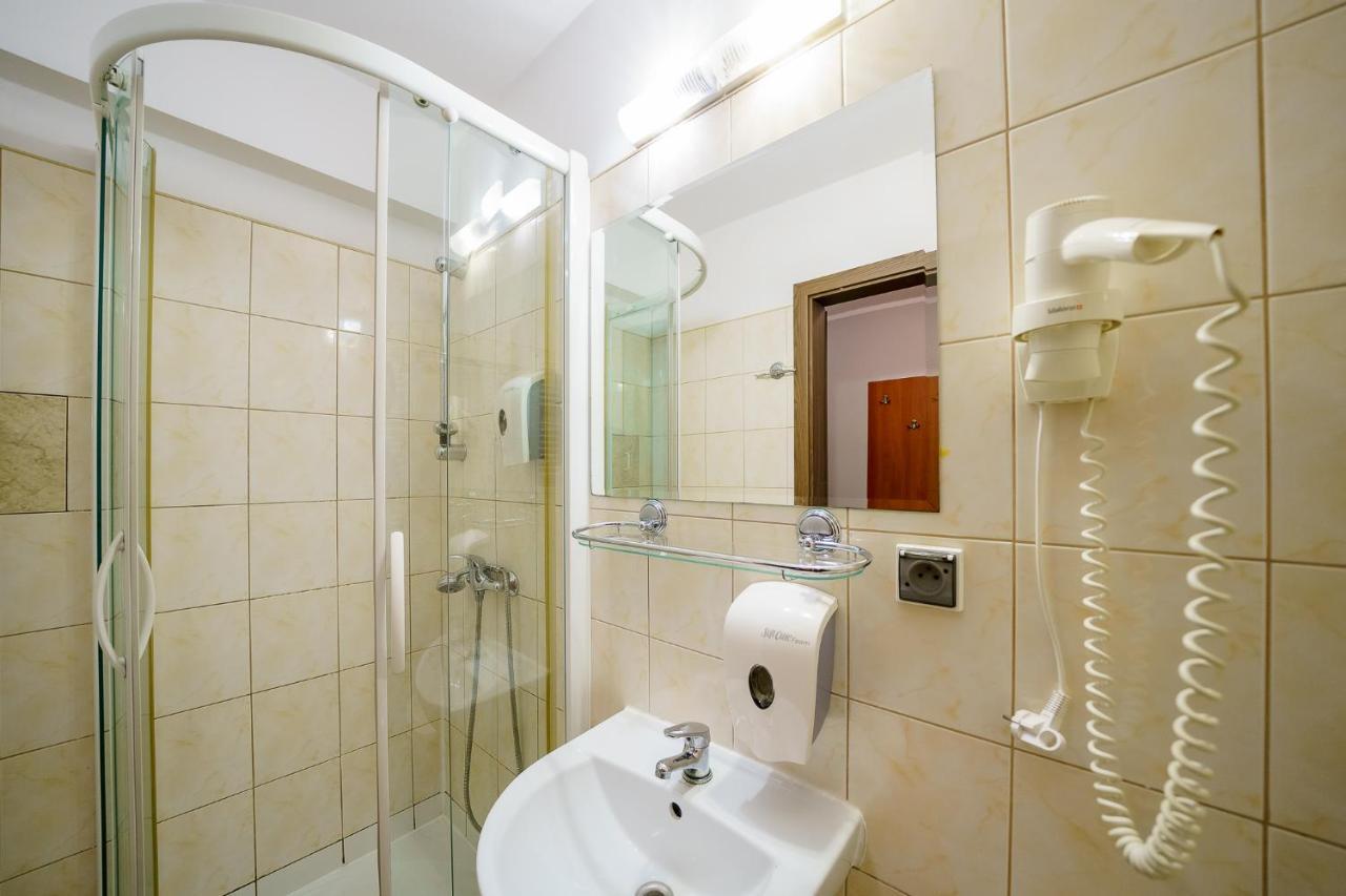 Promenada Zegrze Hotel Białobrzegi Buitenkant foto